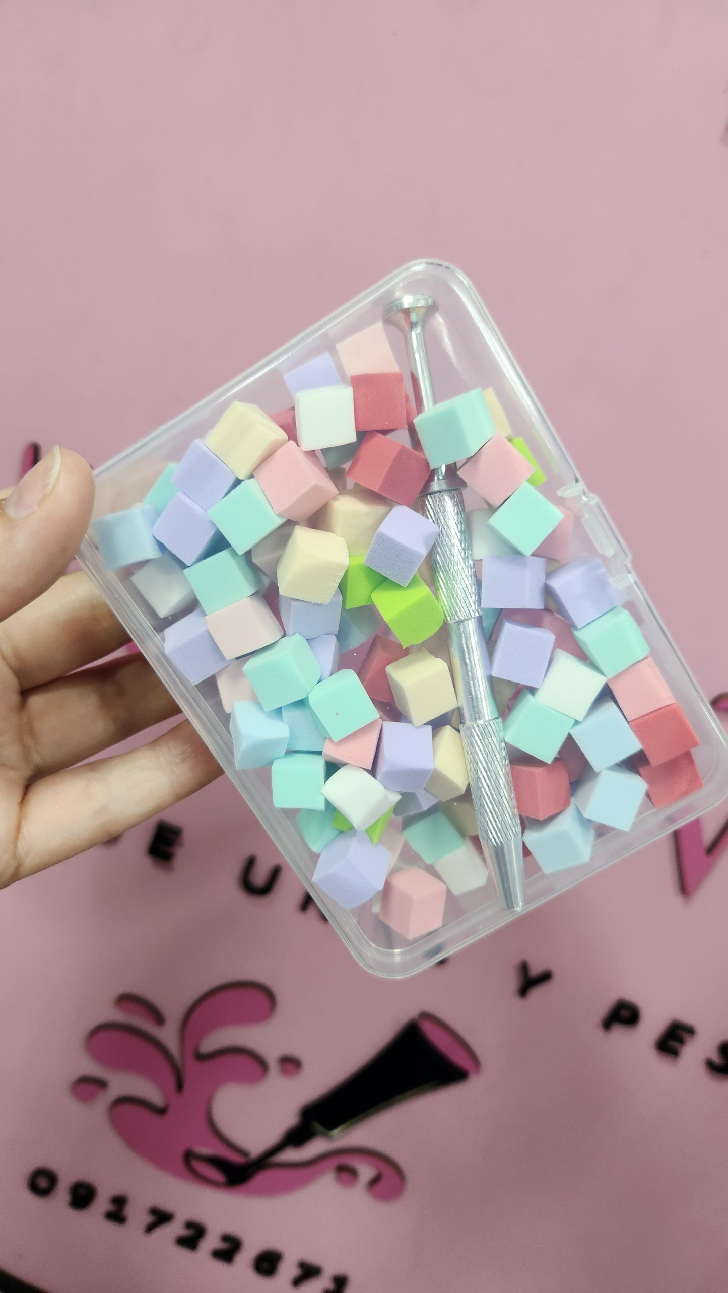Caja de esponjitas para difuminado con lápiz de agarre