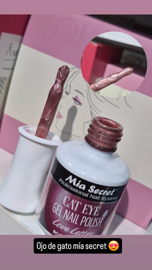 Esmalte semipermanente ojo de gato mía secret