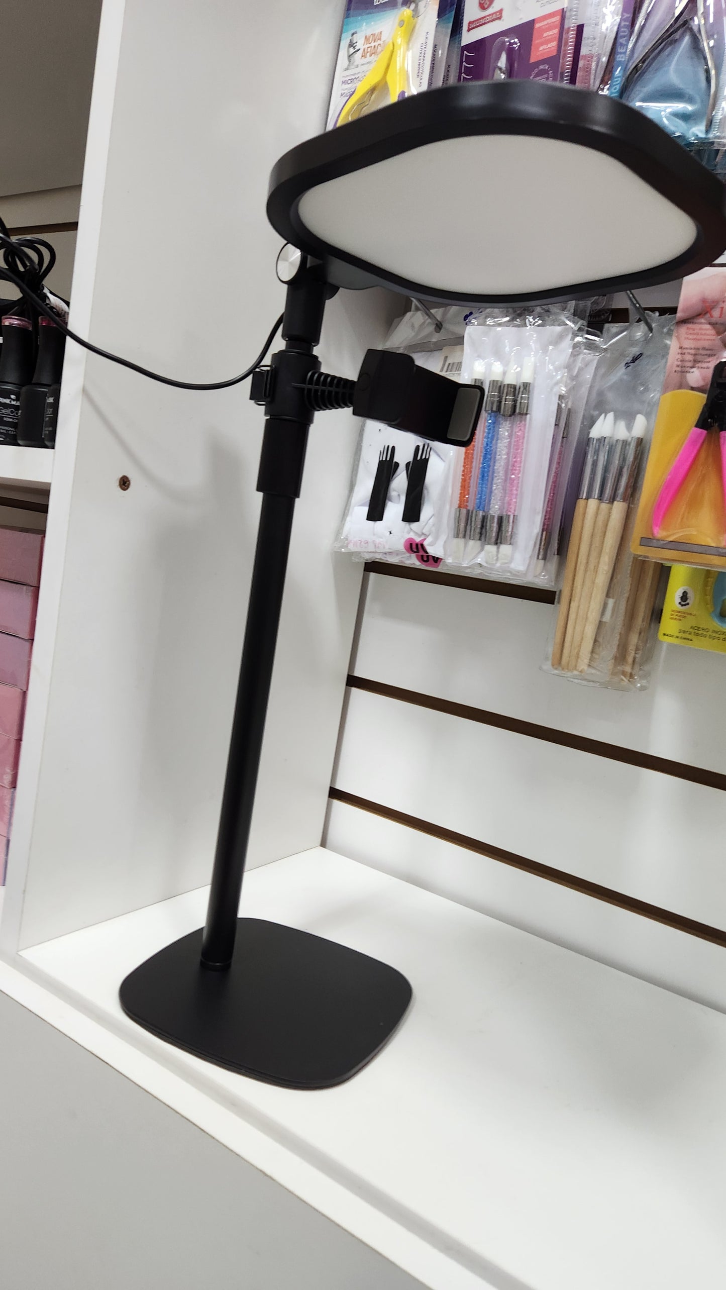 Lampara led con pie y agarre para el celular extensible