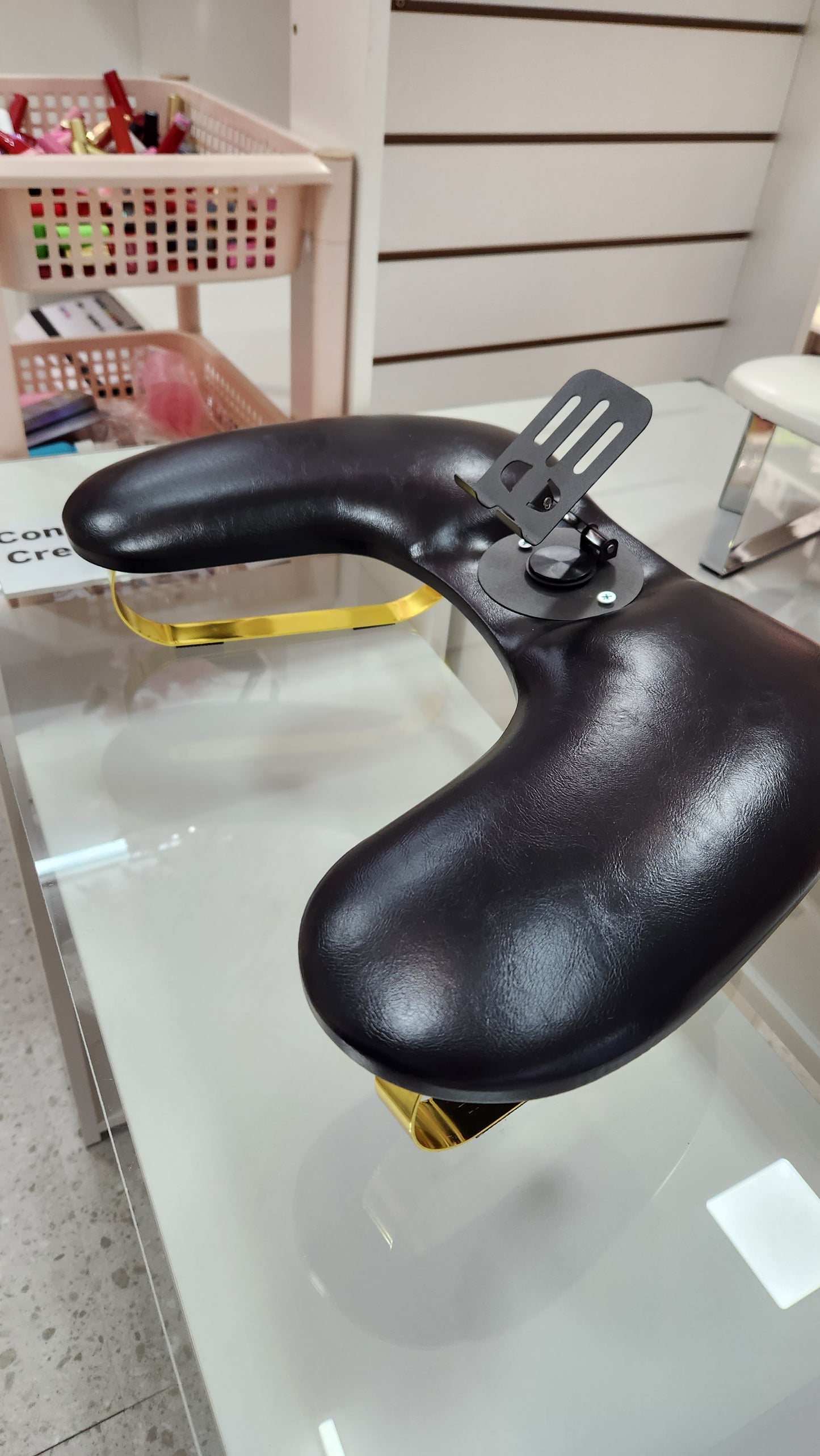 Apoya brazos con soporte para el celular gira 360grs