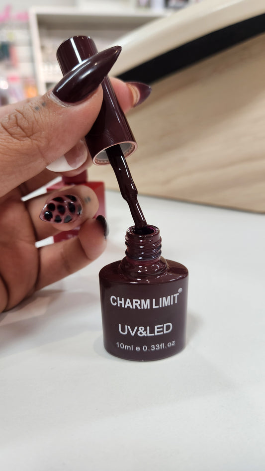 Esmalte semipermanente bordó