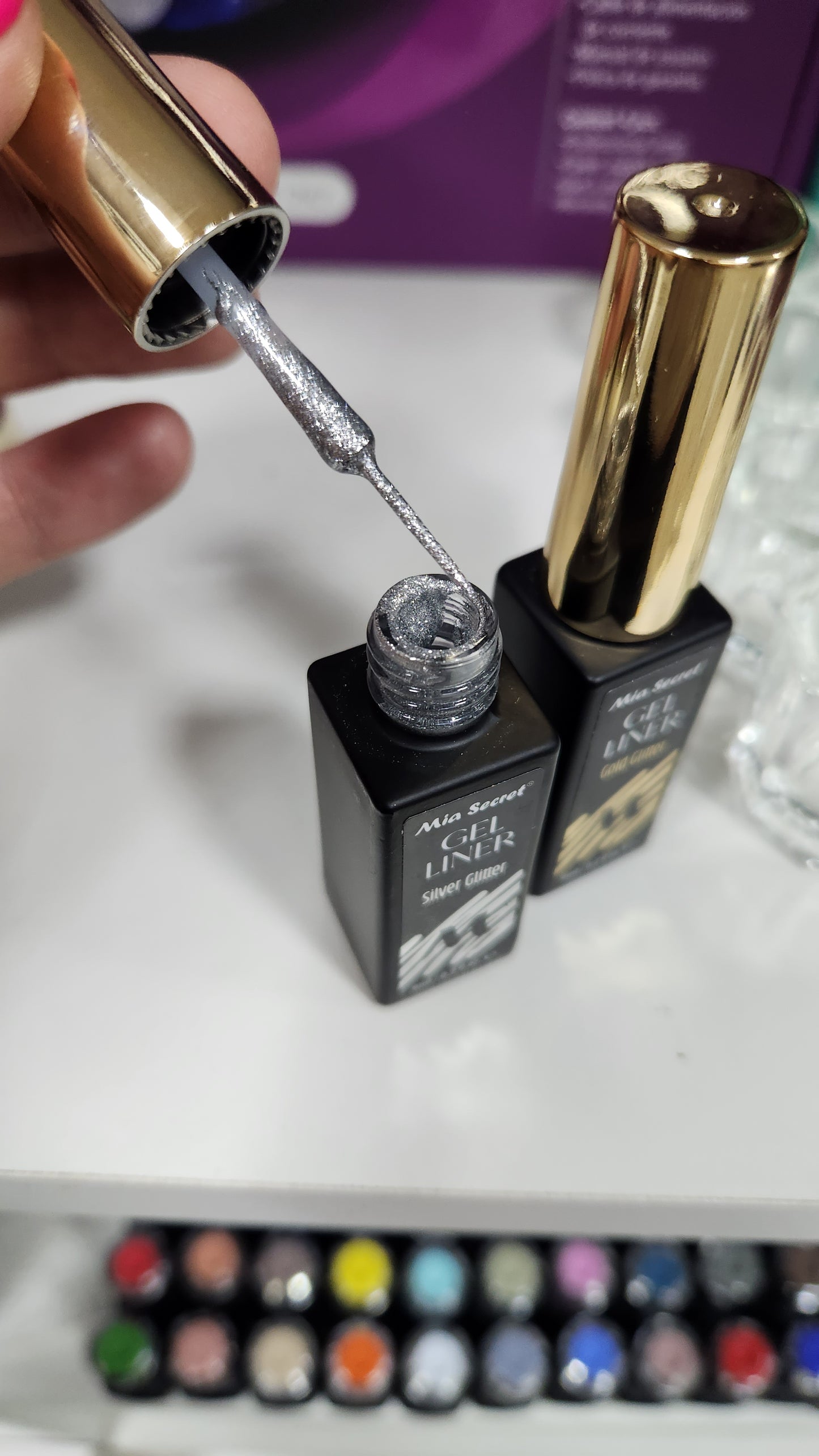 Gel liner Mia secret plateado ó dorado (super cobertura profesional)