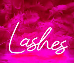 Cartel neon para lash 16x25 con cable largo y conexión usb. Con botón de encendido