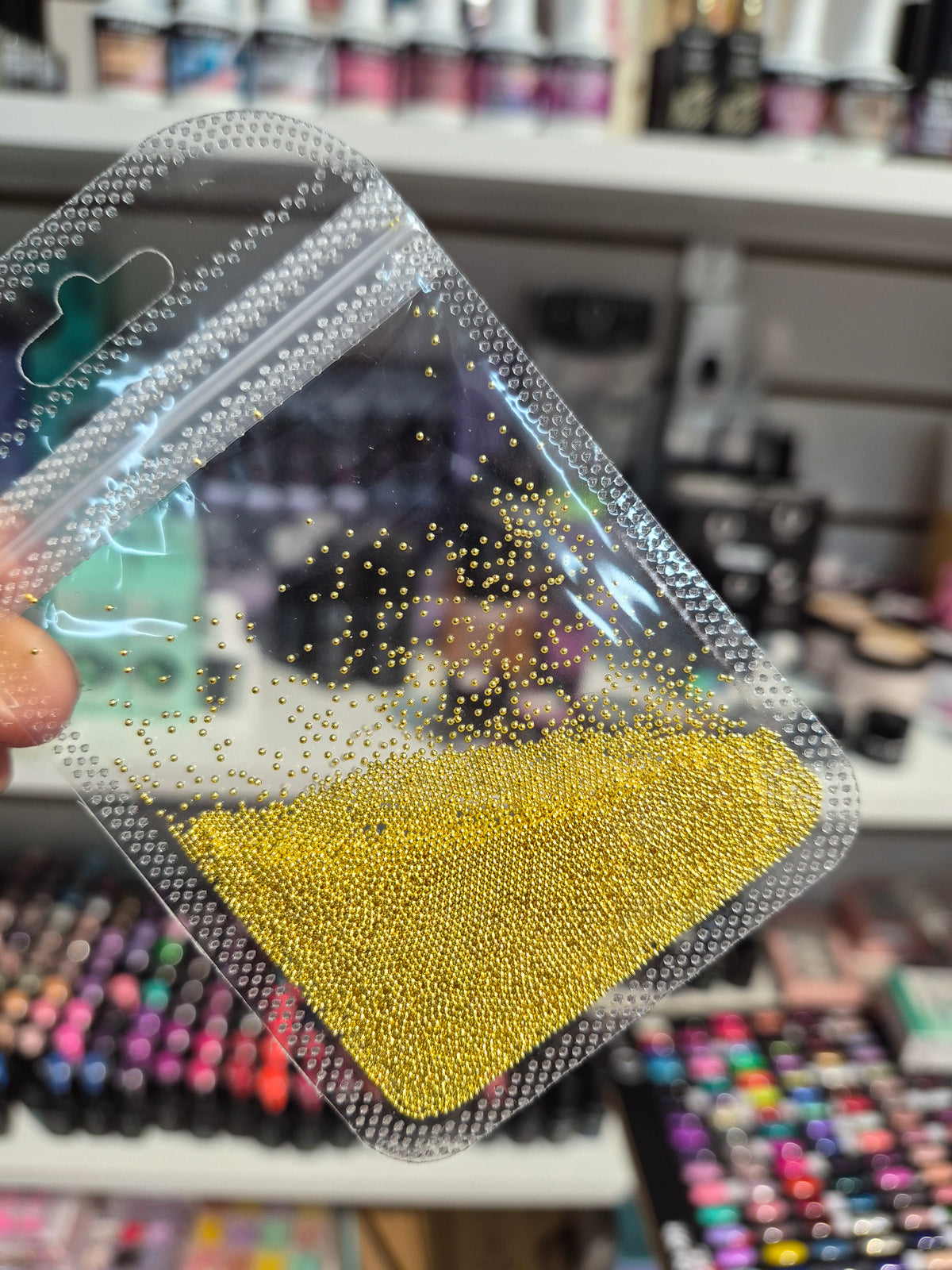 Caviar dorado metalico