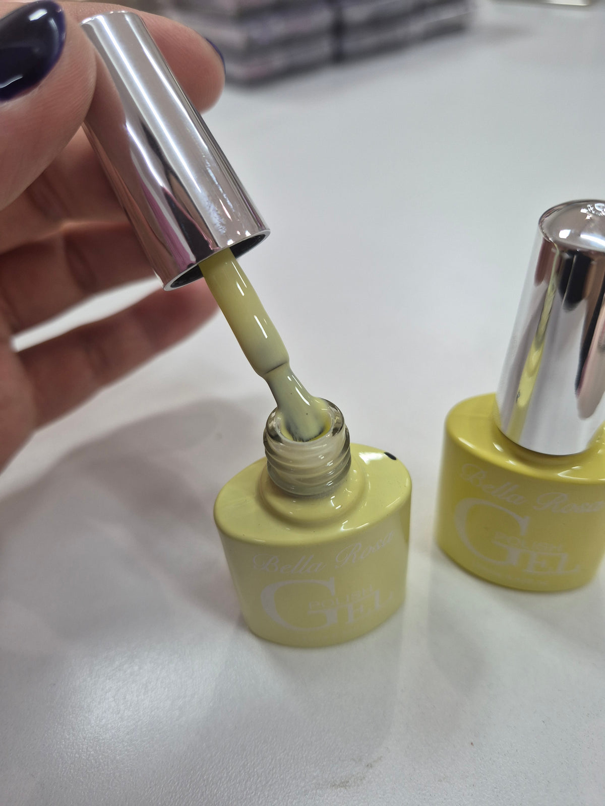 Esmalte semipermanente amarillos 💛