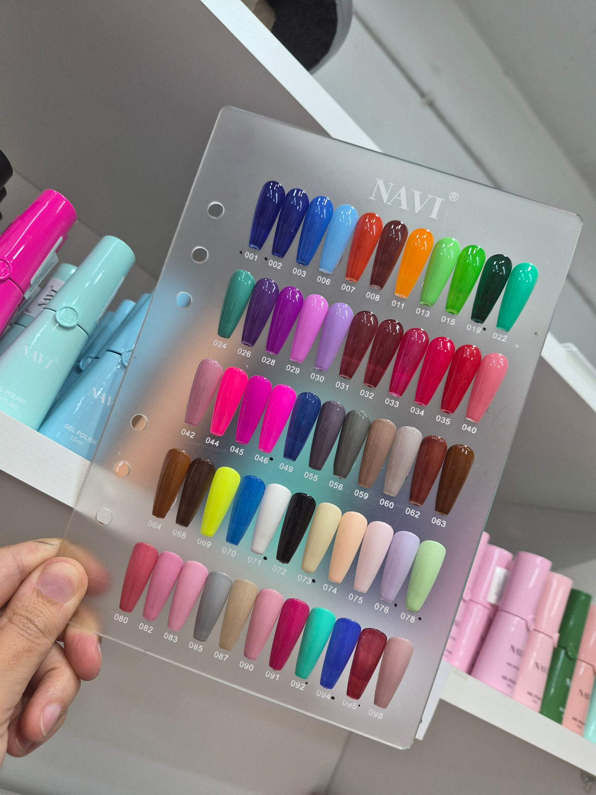 Esmalte semipermanente Navi