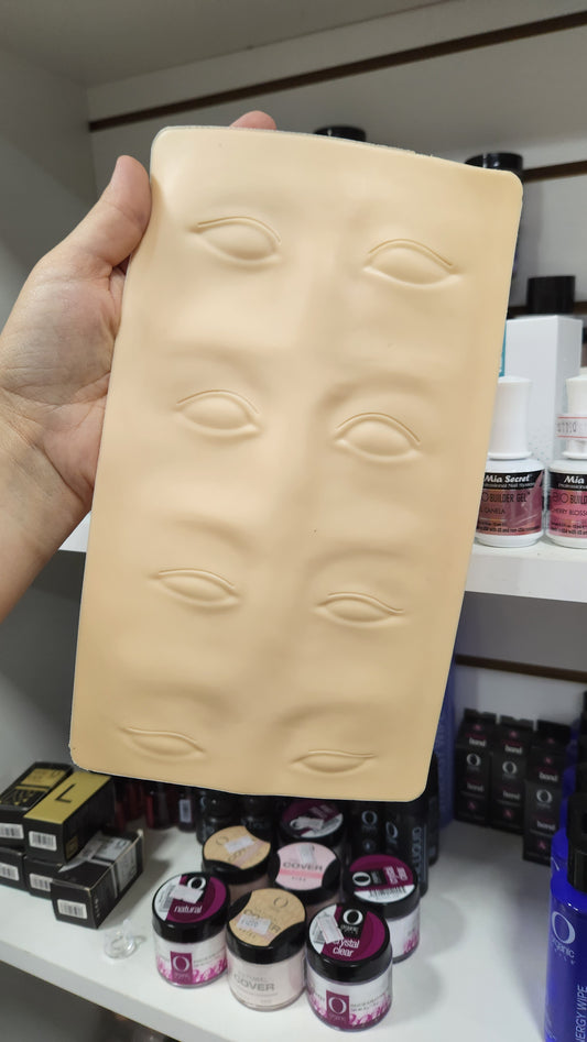 Piel sintética para practicar colocación de pestañas