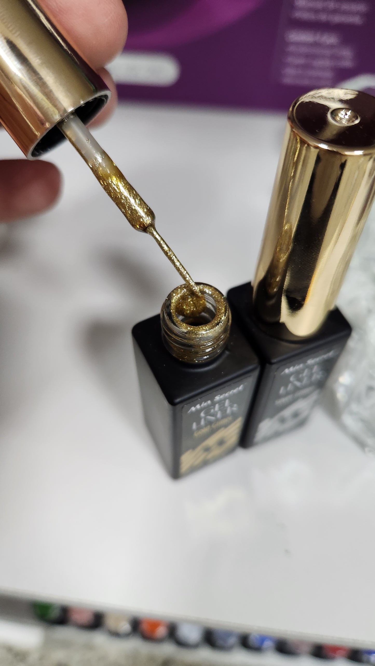 Gel liner Mia secret plateado ó dorado (super cobertura profesional)